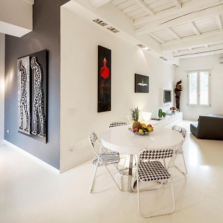Charming Flat In Centro A Ferrara Con Posto Auto Villa Eksteriør billede